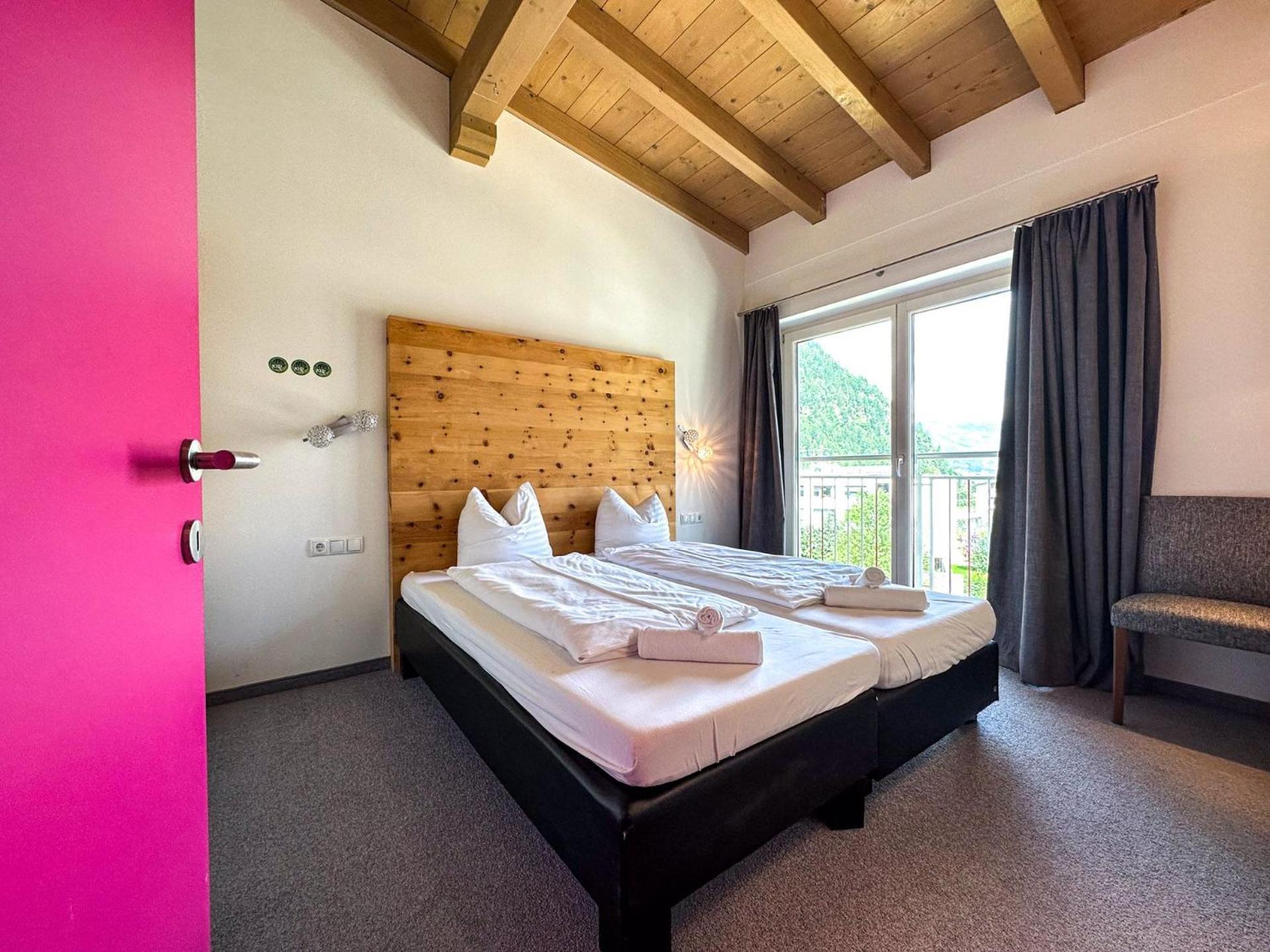 Partyhouse Harakiri Stay Different 60 Seconds To Mountains! Free Parking! Self Check-In Mayrhofen Δωμάτιο φωτογραφία