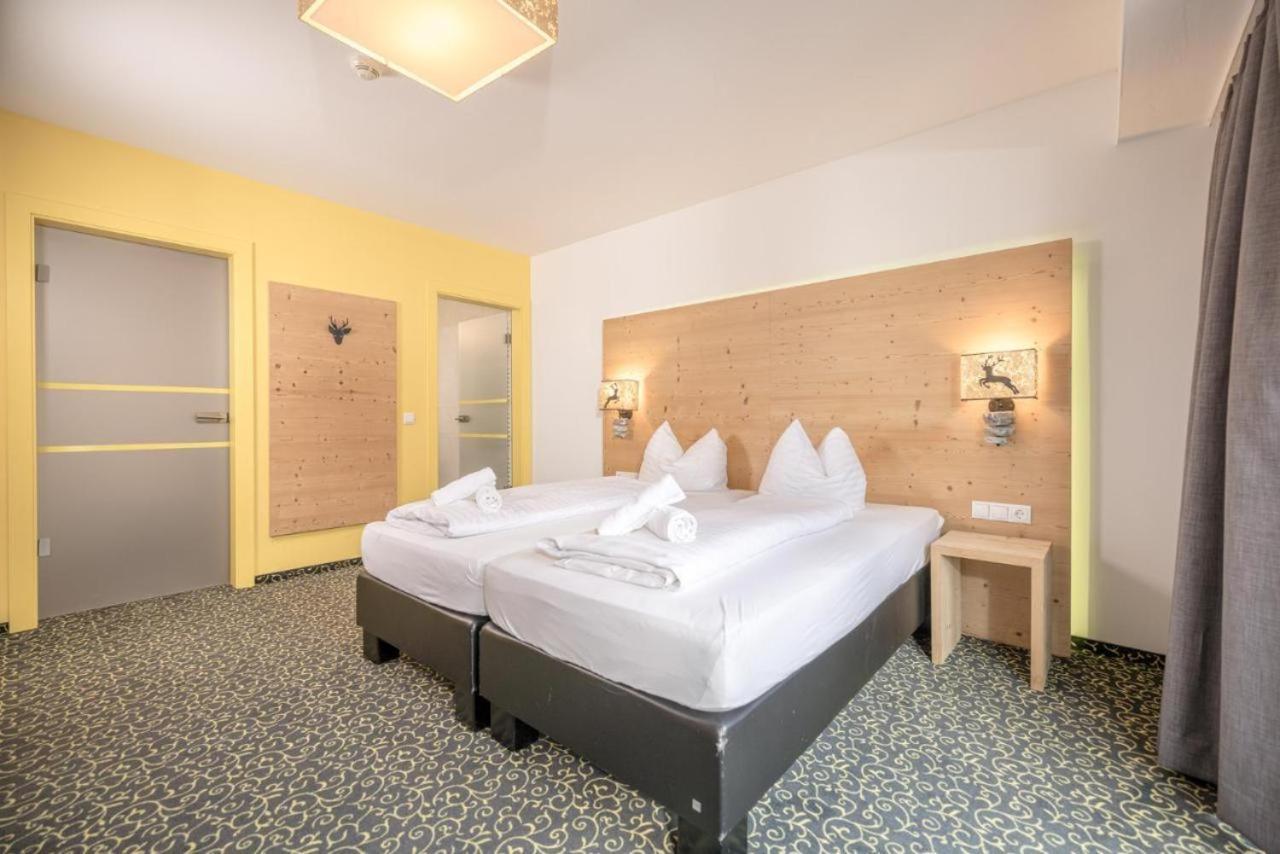 Partyhouse Harakiri Stay Different 60 Seconds To Mountains! Free Parking! Self Check-In Mayrhofen Εξωτερικό φωτογραφία