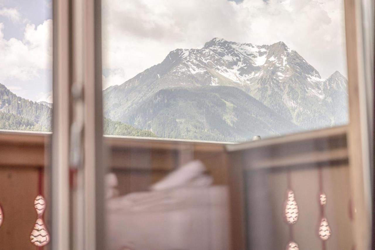 Partyhouse Harakiri Stay Different 60 Seconds To Mountains! Free Parking! Self Check-In Mayrhofen Εξωτερικό φωτογραφία