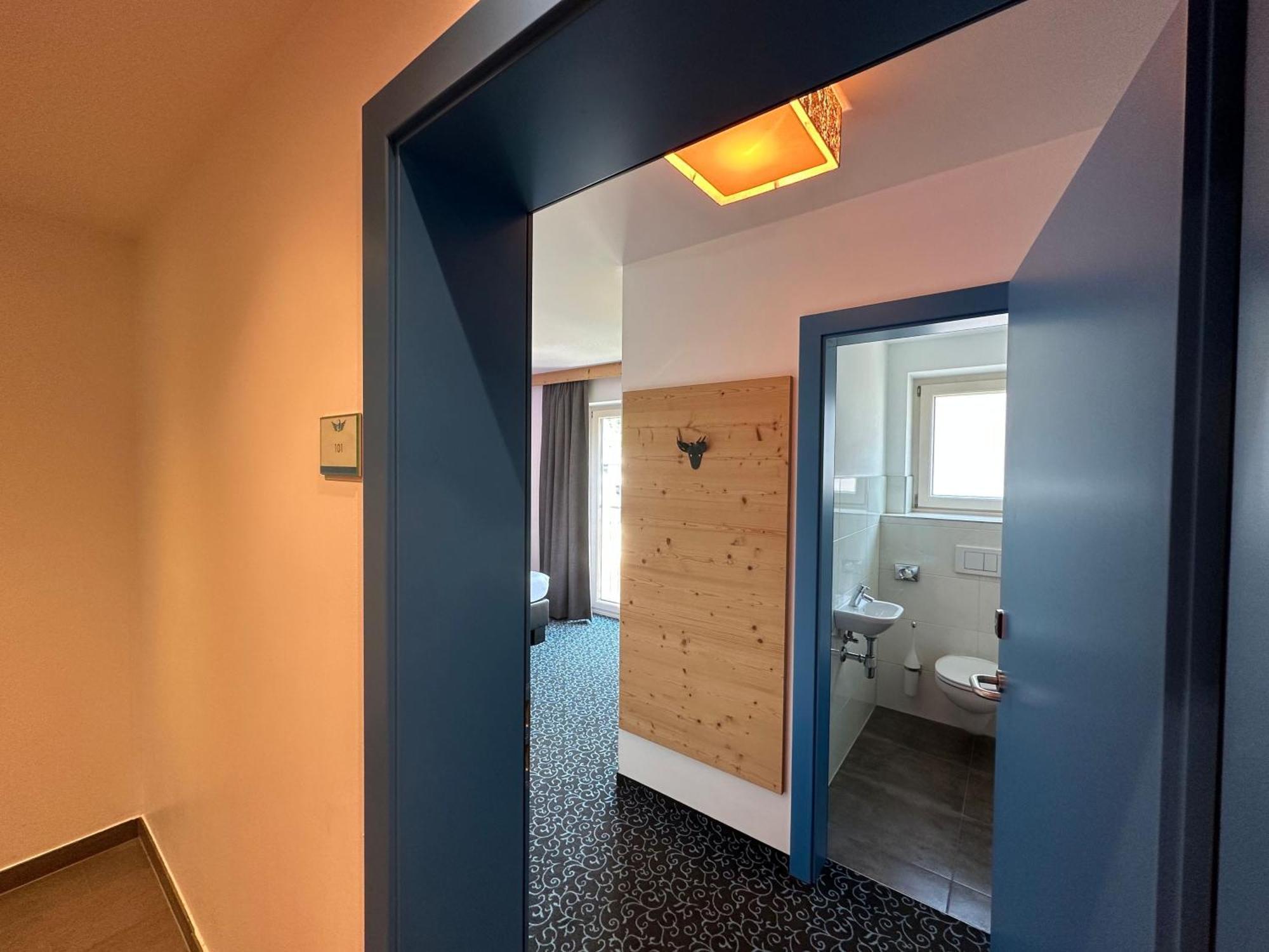 Partyhouse Harakiri Stay Different 60 Seconds To Mountains! Free Parking! Self Check-In Mayrhofen Εξωτερικό φωτογραφία