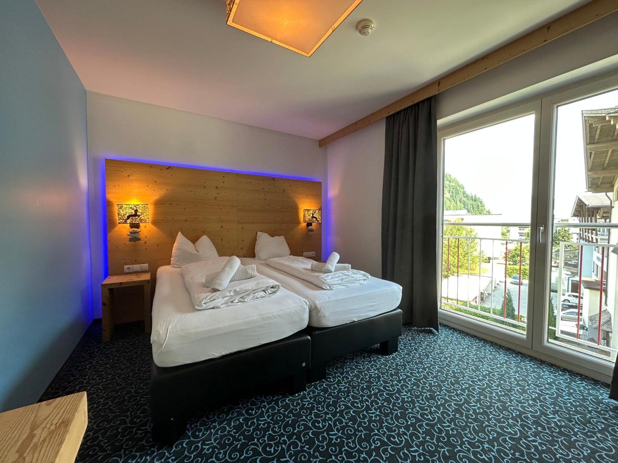 Partyhouse Harakiri Stay Different 60 Seconds To Mountains! Free Parking! Self Check-In Mayrhofen Εξωτερικό φωτογραφία